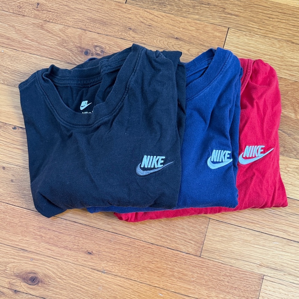 Nike Men’s Short Sleeve Tees - Black, Blue, Red
